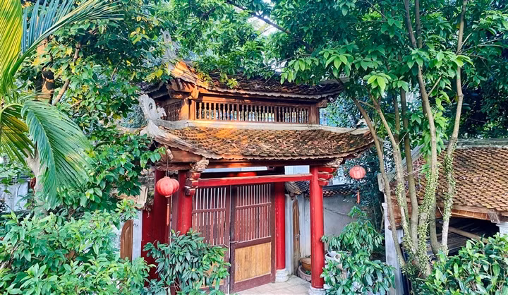 Nam nghệ sĩ sở hữu một biệt phủ rộng khoảng 1.000 m2 ở ngoại thành Hà Nội. Ảnh: VTCNews.