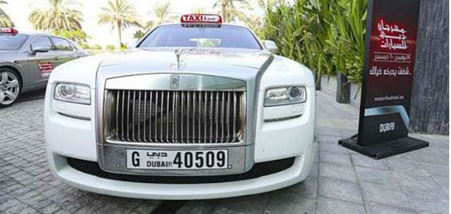 Taxi cũng phải là xe hạng sang.