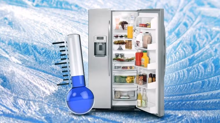 Với tủ lạnh có dung tích cỡ nhỏ là 150 lít, công suất từ 100-150 W. Chỉ trong một ngày, chiếc tủ lạnh sẽ tiêu hao khoảng 4 - 5 kWh. Đây là công suất không hề nhỏ đối với thiết bị điện trong gia đình.