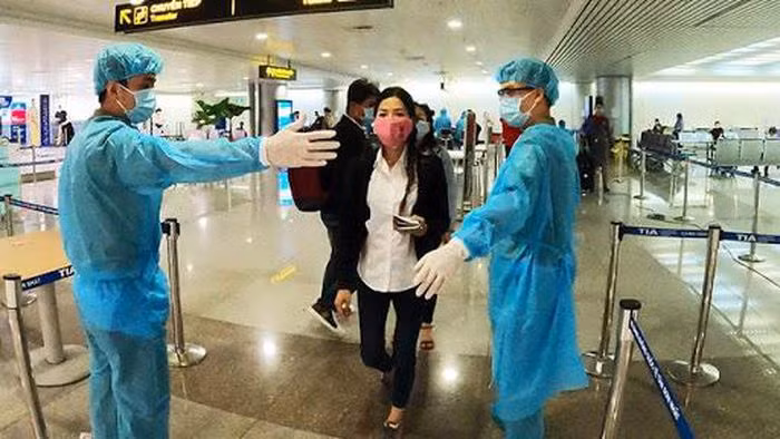 Them mot ca nhap canh nhiem Covid-19, so nguoi dang cach ly vuot 20.000