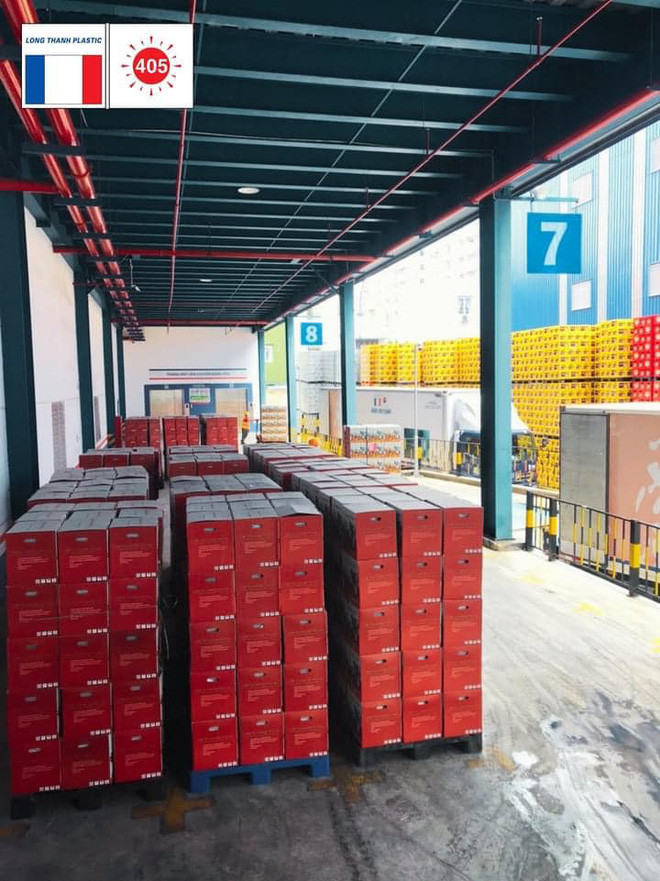 Ở một diễn biến khác, vốn là người hay làm thiện nguyện nên trong mùa giãn cách này, đại gia Minh Nhựa không quên làm điều đó.