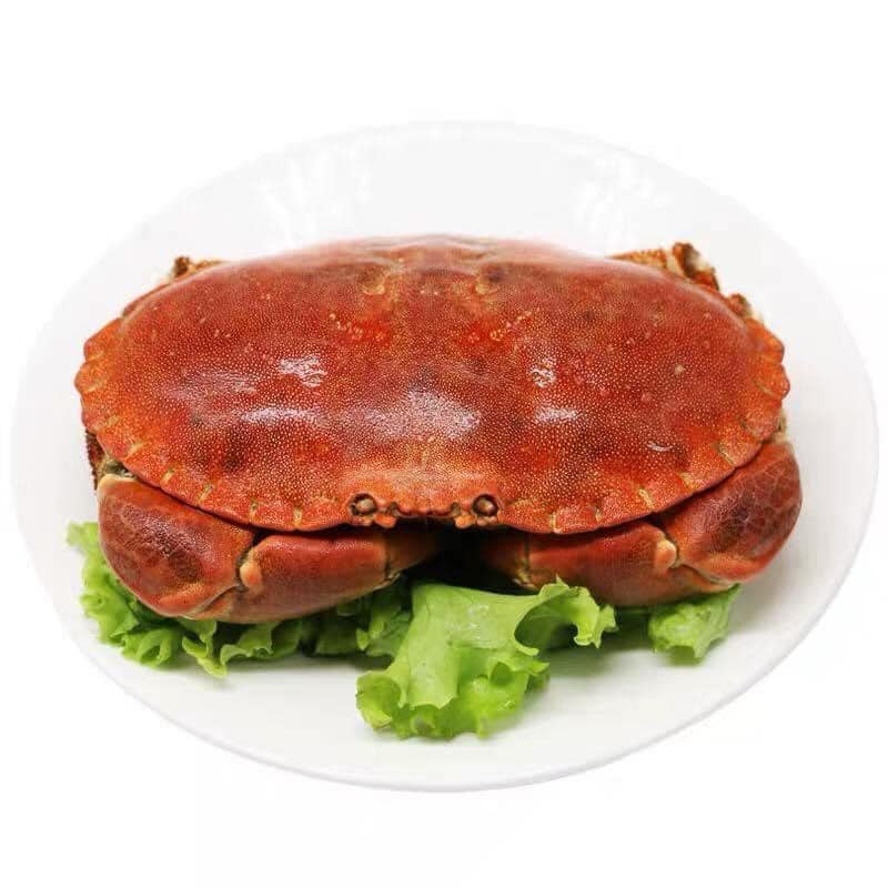 Một người bán hàng khác cho hay: "Cua nâu Na Uy loại 1, độ ngon đạt từ 97-98% so với cua sống. Cua không dây trói, gạch son tràn mai cua, ăn bùi, béo".