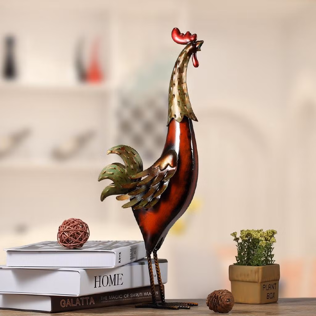 Ngoài ra, tuổi Sửu rất hợp với tuổi Tỵ và Dậu. Do đó, gia chủ có thể trưng bày các đồ vật có hình ảnh của của gà và rắn trong các không gian nhà.