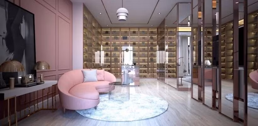 Trong nhà có hẳn một khu để mỹ phẩm như showroom.