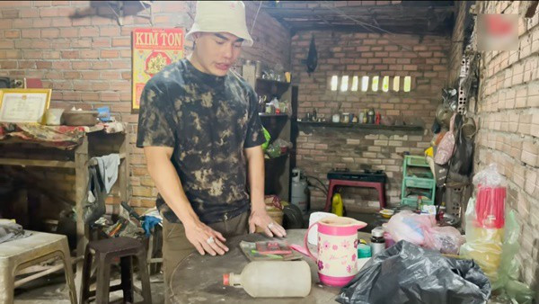 Mới đây, trên trang cá nhân, Lê Dương Bảo Lâm đăng tải clip giới thiệu về ngôi nhà tuổi thơ. Ảnh: chụp màn hình