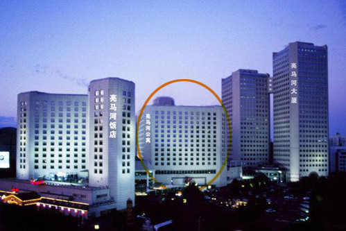 Triệu Vy còn chi 19,7 triệu USD mua căn hộ áp mái nằm trên tầng 29 và 30 của chung cư Ardmore Park ở Singapore.