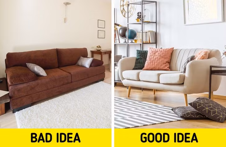 Nội thất có chân cao hơn trông như thể nó đang lơ lửng vì bạn có thể nhìn thấy rõ sàn bên dưới nó. Nó cũng tạo cảm giác căn phòng lớn hơn so với thực tế.