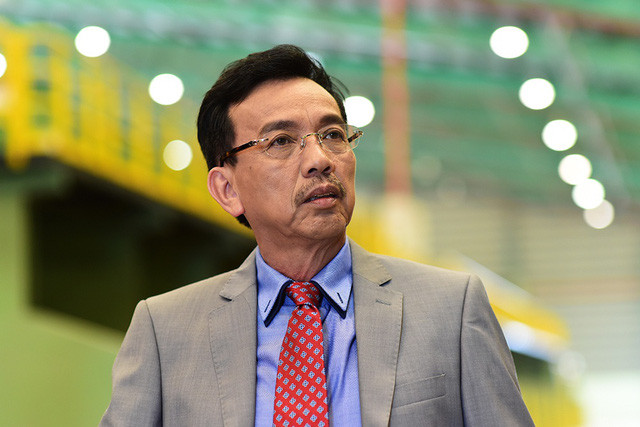 Chan dung dai gia Viet Kieu vua ung ho 1.000 may tro tho chong dich-Hinh-2