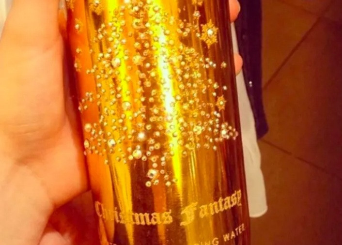 Hội con nhà giàu thậm chí còn không tiết tiền mua những loại đồ uống phiên bản giới hạn có giá hơn 350 USD.