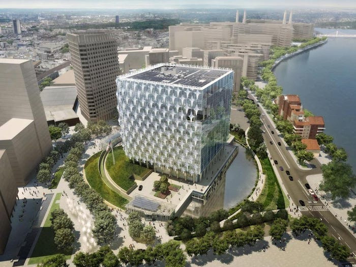 Tòa nhà hình lập phương cao 12 tầng được bao phủ bằng kính. Công trình xây mới từ cuối năm 2013 và hoàn tất vào năm 2018. Ảnh: Timberlake.