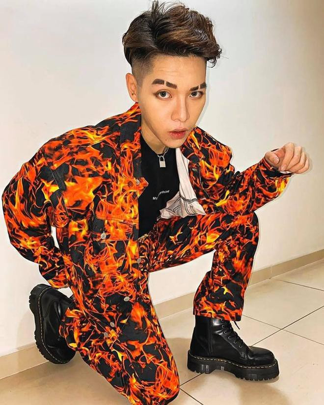 Hang hieu 20 trieu cua Duc Phuc bi dan mang che gieu-Hinh-6