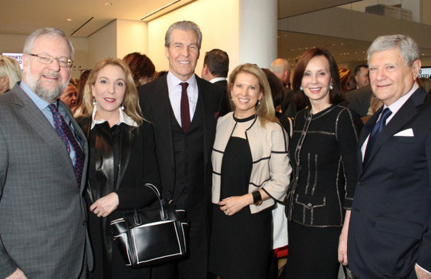 Đặc biệt, mỗi thành viên trong gia tộc đều có sự nghiệp kinh doanh riêng dựa trên nền tảng có sẵn của gia đình.