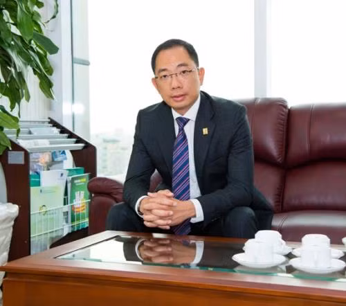 Dai gia mien hang tram trieu tien xang cho ong Doan Ngoc Hai la ai?-Hinh-2