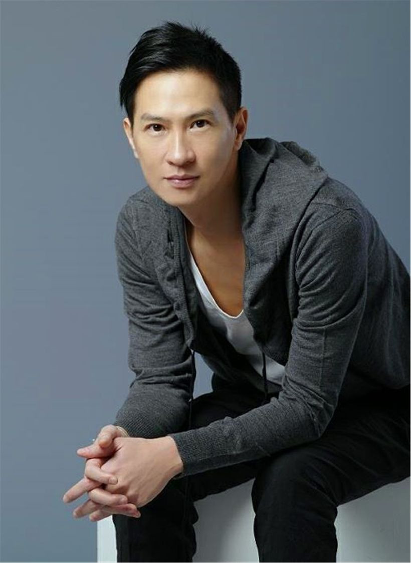 Năm 2000, với thành công của bộ phim Tứ đại tài tử, Trương Gia Huy bắt đầu nhận được chú ý. Năm 2008, Trương Gia Huy đánh bại Lương Triều Vỹ và nhiều đối thủ mạnh khác để 7 lần đăng quang ngôi vị "Ảnh đế" cao quý, tạo nên một cơn chấn động trong giới.