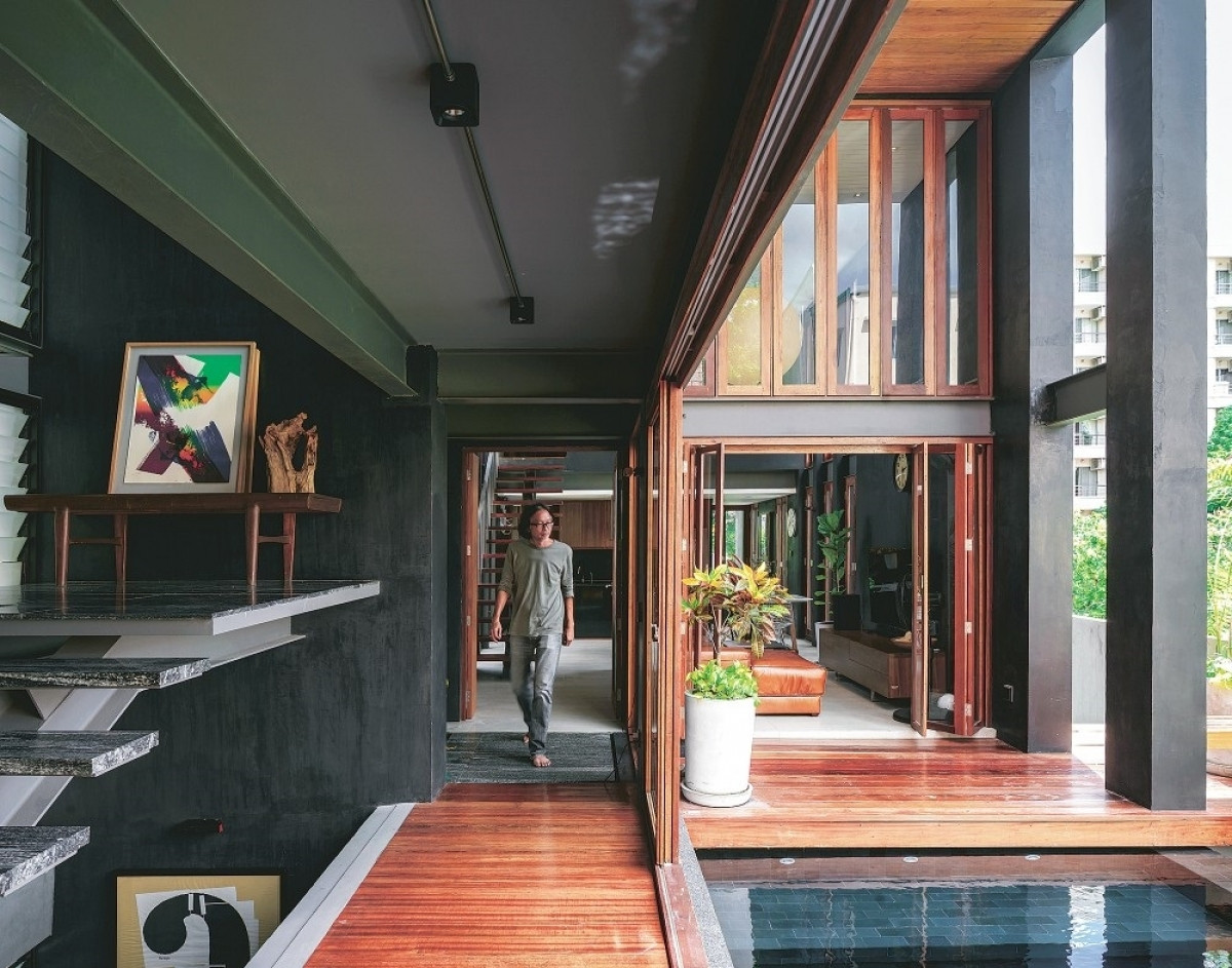 Thiết kế mở, sử dụng chất liệu gỗ chủ đạo là một giải pháp tuyệt vời cho việc tránh khỏi cái nóng của mùa hè. Nguồn ảnh: Baan &amp; Garden.