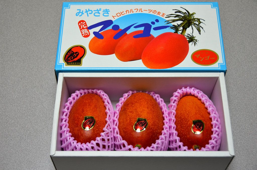 Tại Nhật Bản, giá trung bình cho mỗi quả xoài Miyazaki là từ 2-6 triệu đồng. Ảnh: Flickr