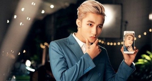 Đáng chú ý, một số thông tin ngoài lề cũng cho hay cát-xê hát của Sơn Tùng M-TP là 1,2 tỷ đồng và chi phí để sử dụng hình ảnh của anh lên tới 800 triệu đồng.