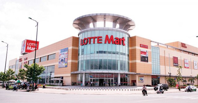 Lotte Mart lam an sao truoc khi dong cua dai sieu thi o Ha Noi?