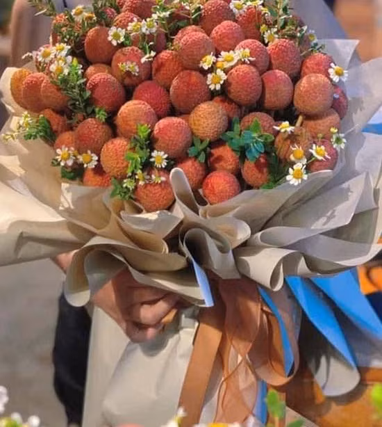 Hoa tu vai thieu doc la ca trieu dong/bo hot 