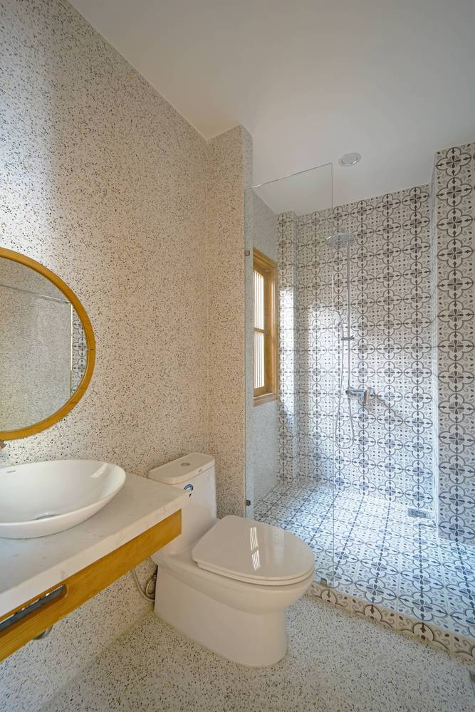 Cửa sổ giúp phòng tắm luôn khô ráo. Nguồn ảnh: Nguyen Cuong