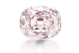 Theo Giám đốc bộ phận kim hoàn của Christie’s, Princie Diamond là một trong những viên kim cương hồng “lớn nhất và tốt nhất” trên thế giới với “xuất xứ hoàn hảo”.