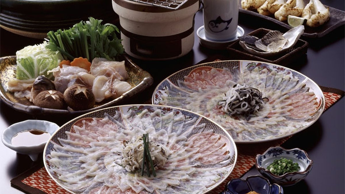 Món ăn có hương vị tinh tế, tươi ngon, khác biệt hoàn toàn với các món sashimi khác nên dù biết nguy hiểm nhiều thực khách vẫn muốn thưởng thức.