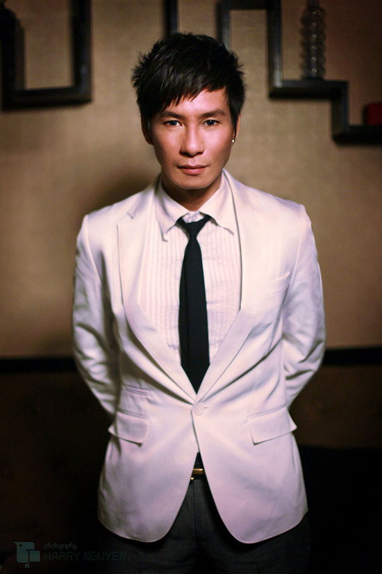 Không chỉ thành công trong lĩnh vực âm nhạc, năm 2014, Lý Hải thành lập công ty sản xuất phim và dấn thân vào môn nghệ thuật thứ 7. Với sự đầu tư hoành tráng, những bộ phim do Lý Hải sản xuất đã từng nằm trong top những phim Việt có doanh thu khủng, giúp nam ca sĩ thu về một nguồn thu khổng lồ. Ảnh: Vietnamnet