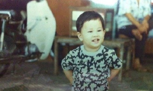 Anh là con trai cả người sáng lập Tập đoàn TT Group (Tập đoàn Trung Thủy), chuyên kinh doanh nhà hàng và bất động sản. Hiện, Nguyễn Trung Tín quản lý cả công việc kinh doanh của bản thân và gia đình. Ảnh: Ngoisao