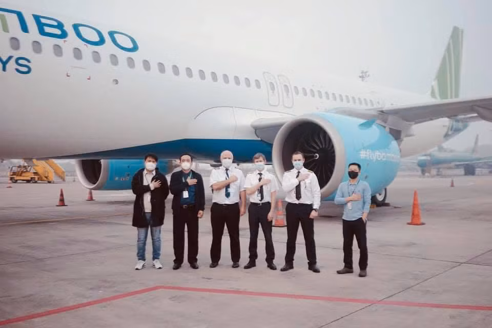 Để phù hợp với đặc tính của người Việt, Bamboo Airways có một số điều chỉnh thiết kế khoang khách của Airbus A321NEO ACF giảm cấu hình xuống 223 ghế thay vì 244 ghế nguyên bản, bao gồm hai hạng ghế thương gia và phổ thông. Ảnh: Facebook
