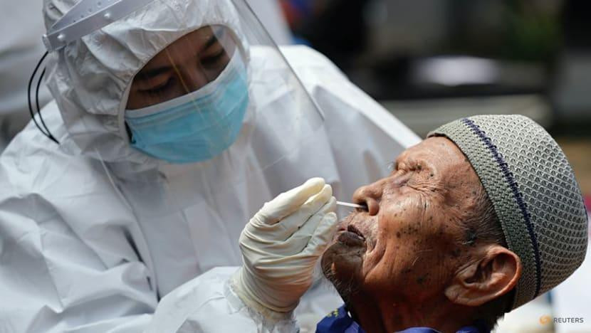 Thu do Indonesia tuyen bo dat mien dich cong dong truoc COVID-19