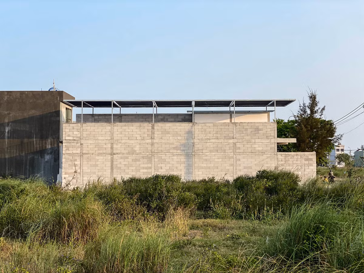 Bao My het loi khen nha ong be tong cot thep o Da Nang