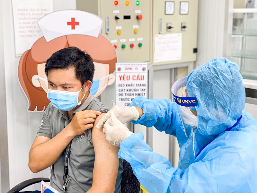 Doanh nghiep nhap 15 trieu lieu vac- xin Pfizer: Su that den dau?