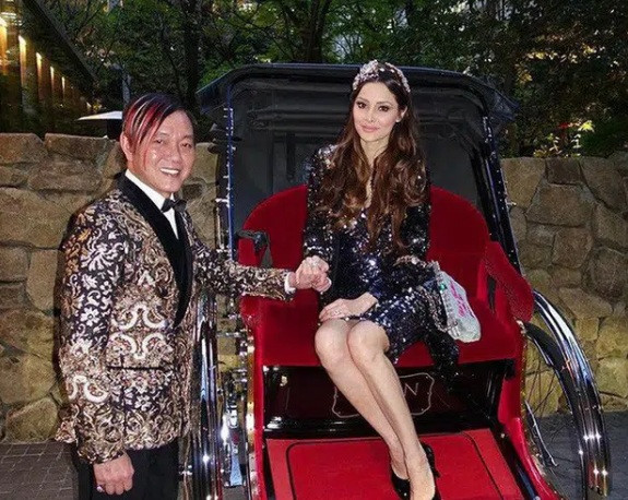 Từng là một trong những tỷ phú giàu nhất Hong Kong nhưng năm 2020, Stephen Hung dính nghi án nợ nần chồng chất.