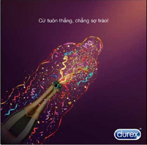 Dịp Tết Dương lịch, Durex lầy lội lồng ghép rất có duyên hình ảnh những chiếc bao cao su. Ảnh: Durex