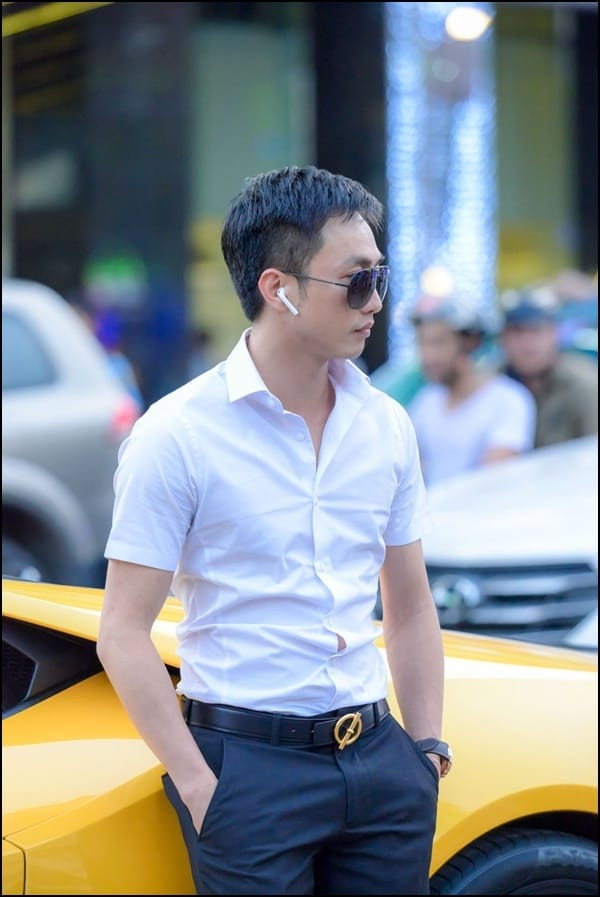 Cũng vì thế mà từ năm 11 tuổi, anh được mọi người nhắc đến với biệt danh Cường Đô la.