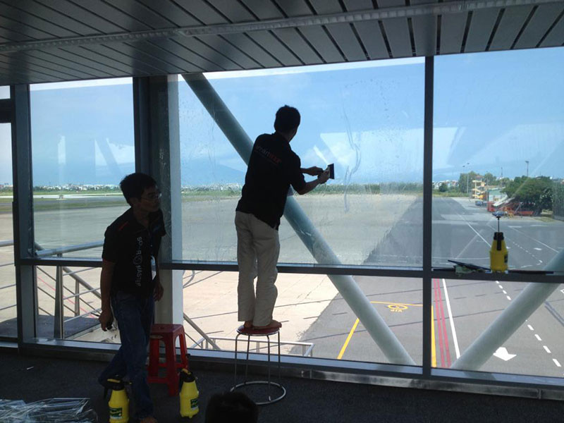 Tùy vào tường nhà có mức nhiệt nóng thế nào mà gia chủ lựa chọn vật liệu chống nóng sao cho hiệu quả. Có thể lựa chọn kết hợp hoặc dùng riêng từng loại vật liệu.