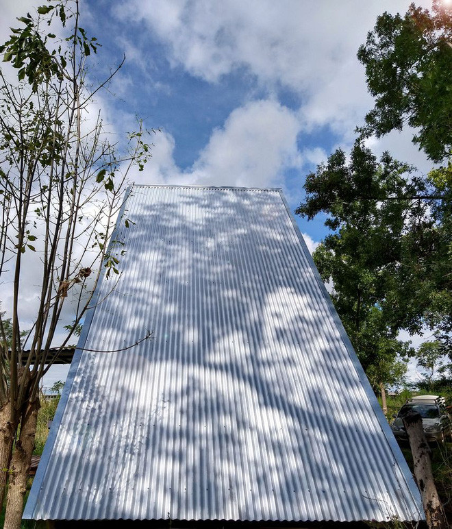 Hệ thống thoát nước thải được xử lý bằng bể sinh học. Nguồn ảnh: Archdaily.