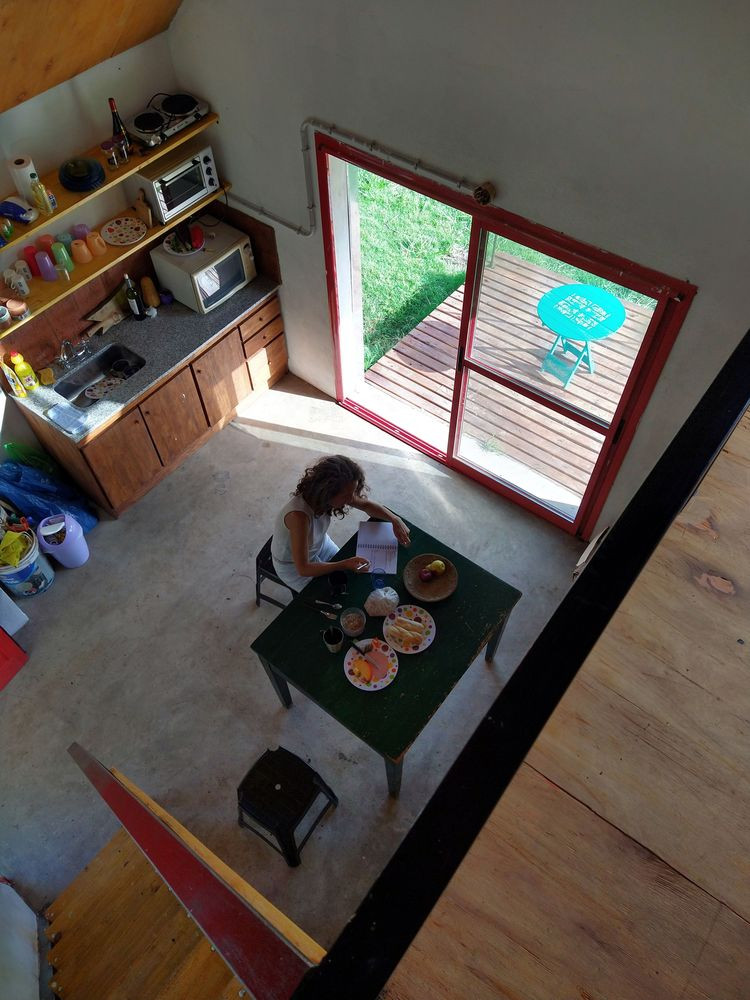 Tuy nhiên, bên trong là cả một không gian hoàn toàn khác.