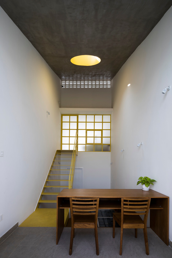 Không gian học được bố trí trên cùng để tạo sự riêng tư nhất định.