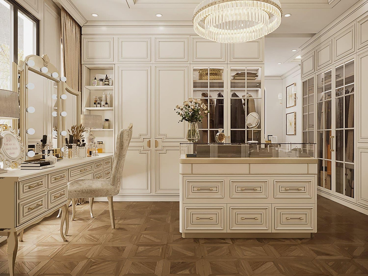 Căn phòng này còn được cô kết hợp thêm bàn trang điểm.