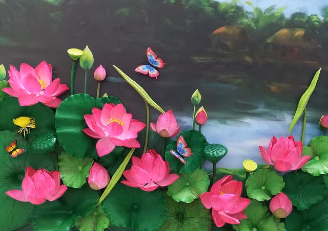 Do phải làm rất kỳ công, tỉ mỉ nên giá hoa đất sét cao gấp đôi, thậm chí là gấp 3 - 4 lần so với hoa đá, hoa lụa giả. Có những bức tranh hoa đất sét giá tới 2-3 triệu đồng. Ảnh: Facebook.