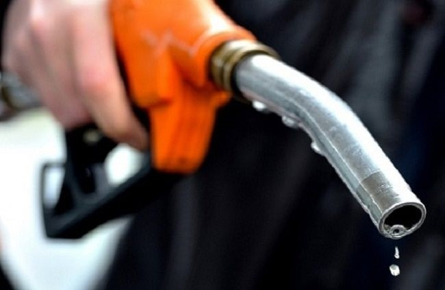 Ngoại trừ xe siêu sang, còn với hầu hết các phương tiện, việc trả thêm tiền cho nhiên liệu có chỉ số octan cao là một sự lãng phí hoàn toàn.