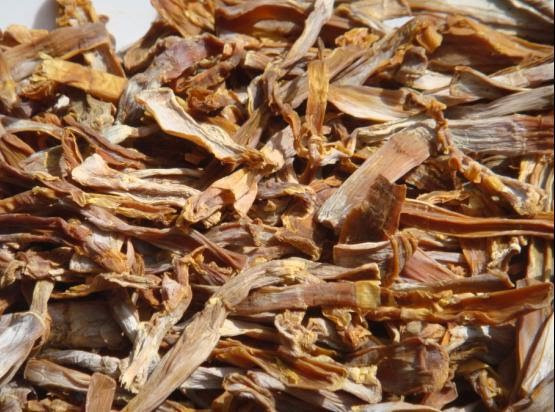 Khi mua cần chú ý xem sản phẩm đó có nhãn mác, thời hạn sử dụng rõ ràng hay không hoặc mua tại các cửa hàng quen, uy tín để tránh mua phải sản phẩm trôi nổi, không rõ nguồn gốc.