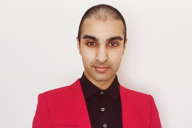 Nha ngoai cam tien tri chinh xac ve COVID-19 va that bai cua ong Trump