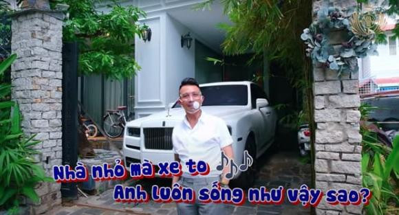 Trong vlog mới đây, đại gia Minh Nhựa đã chia sẻ về căn biệt thự mới của mình đang trong quá trình hoàn thiện.