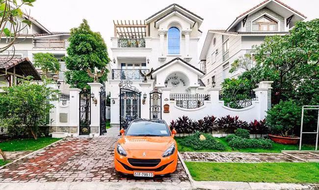 Chon di ve sang chanh cua Di Bang truoc khi xay “lau dai” 200 ty