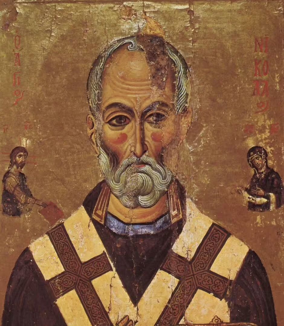 Chuyên gia Moraes cho biết gương mặt phục dựng của thánh Nicholas vừa mạnh mẽ vừa dịu dàng, phù hợp với các mô tả được tìm thấy trong bài thơ nổi tiếng năm 1823 có tên "A Visit From St. Nicholas" (hay còn gọi "Twas The Night Before Christmas").