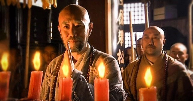 Cuối cùng, Vô Danh thần tăng truyền công lực khiến Mộ Dung Bác và Tiêu Viễn Sơn chết đi sống lại. Những điều này cho thấy dù chỉ xuất hiện trong thời gian ngắn nhưng Vô Danh thần tăng là đệ nhất cao thủ trong thế giới võ hiệp của nhà văn Kim Dung. (*Ảnh trong bài mang tính minh họa).