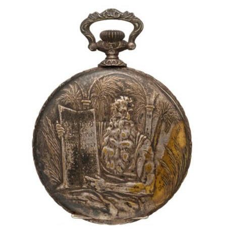 Theo đó, Miriam được đưa lên xuồng cứu sinh. Trong khi đó, ông Kantor là một trong số hơn 1.000 người thiệt mạng và chìm xuống đáy biển cùng con tàu Titanic xấu số.