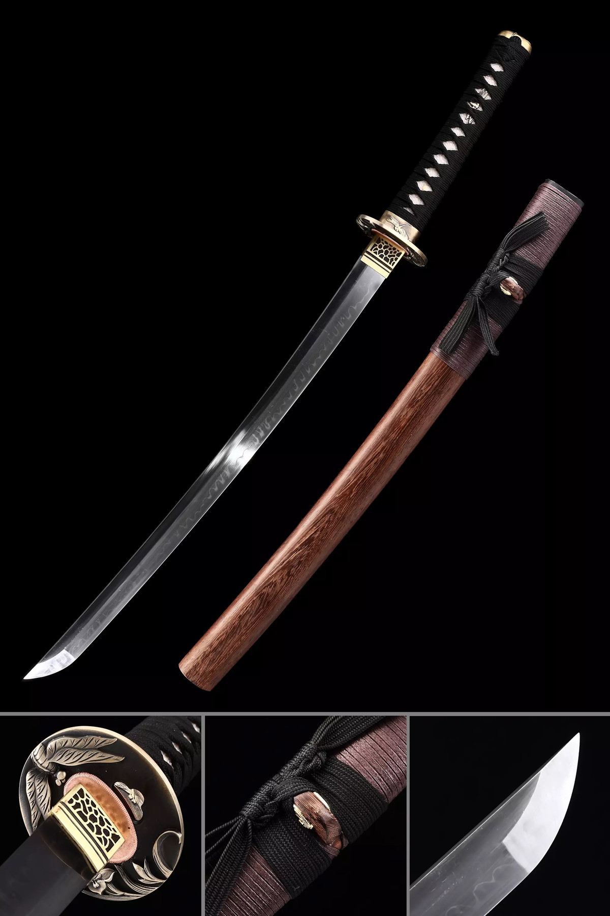 Khi các samurai đeo thanh kiếm Wakizashi cùng với Katana, người ta sẽ sẽ gọi cặp kiếm này là Daisho. Wakizashi được một số nhà nghiên cứu cho rằng là lưỡi kiếm danh dự của samurai. Họ không bao giờ để Wakizashi ở phía sau người và thường để nó ở dưới gối khi ngủ. Ảnh: truekatana.